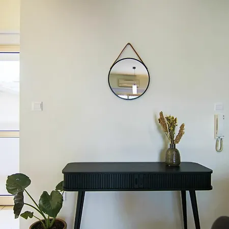 Phaedrus Living View Luxury Iras Flat 102 Lejlighed *