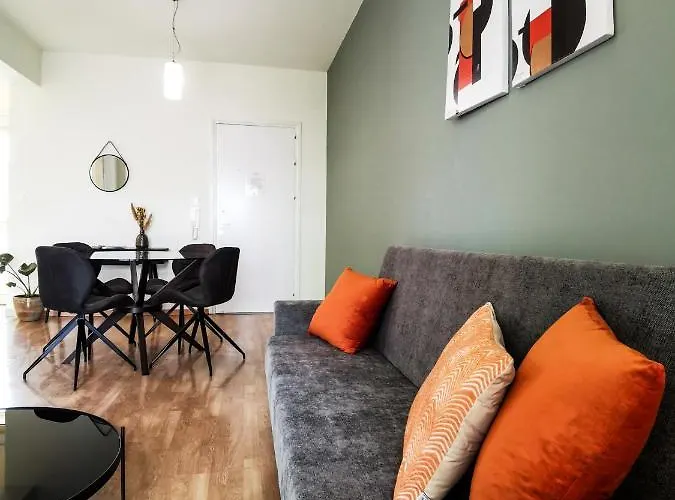 Phaedrus Living View Luxury Iras Flat 102 尼科西亚