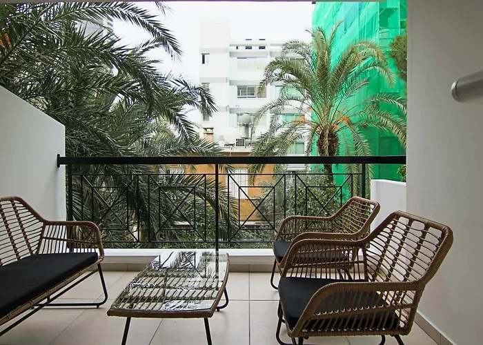 Phaedrus Living View Luxury Iras Flat 102 Apartmán